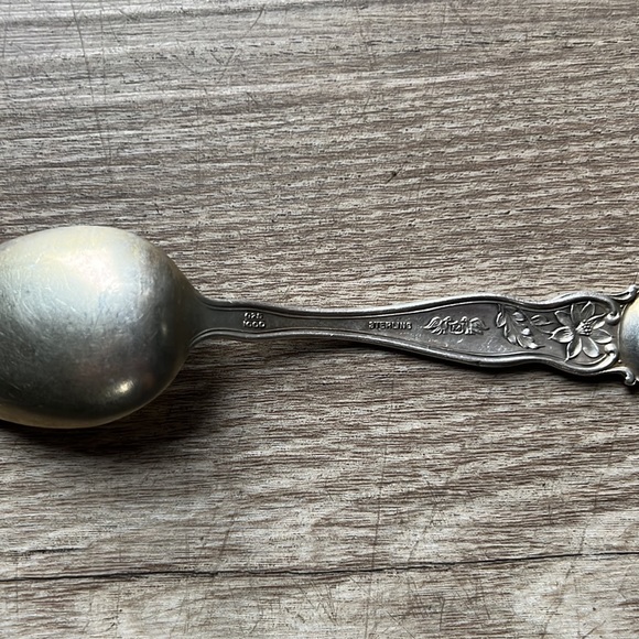 El Dorado/St. Marie’s Antique Sterling Silver Spoon - Picture 7 of 8